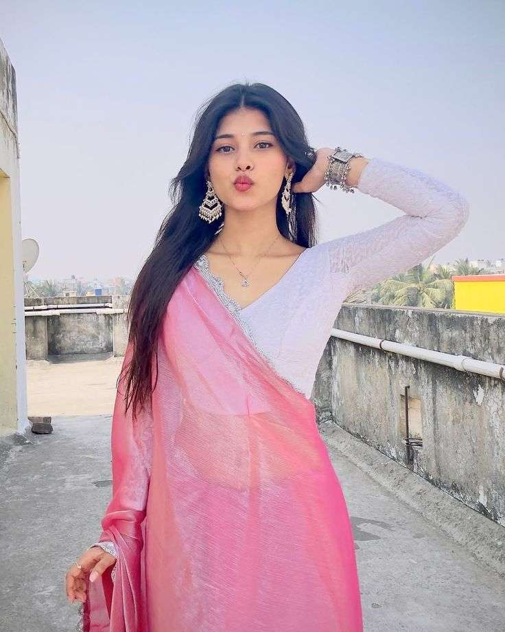 Anaya Kapoor Call Girl Photo 2